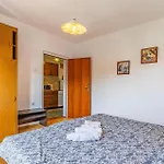 Cozy In * Ližnjan